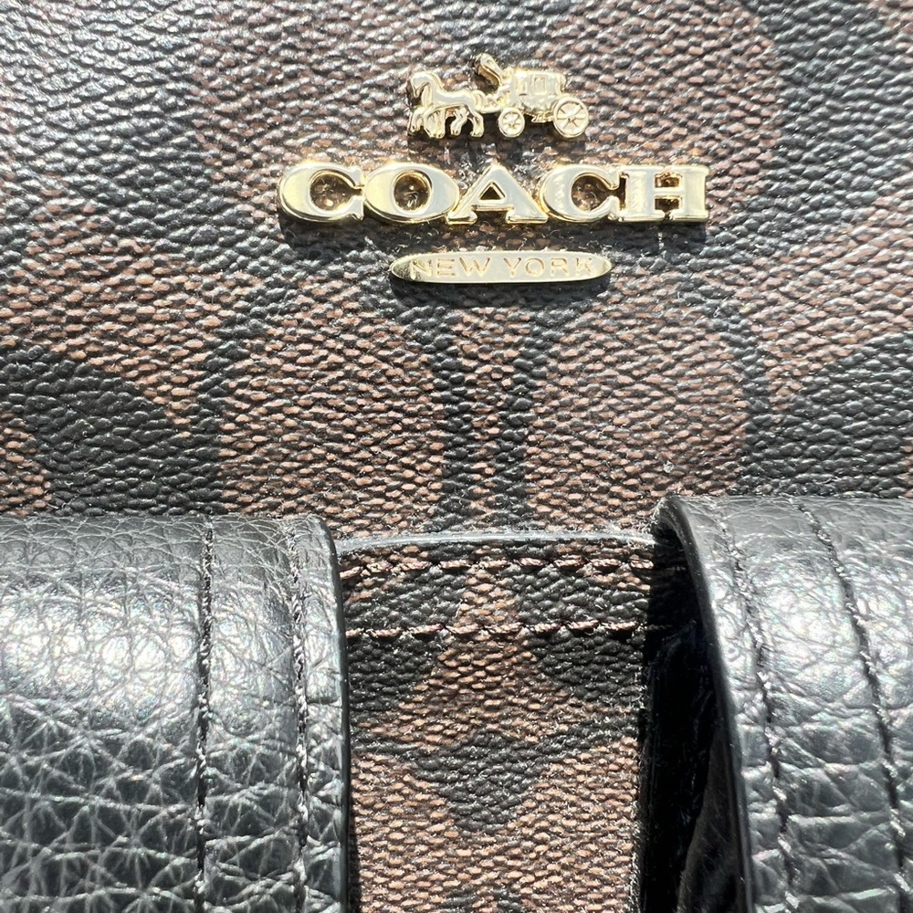 Coach Pennie Cross Body - Picture 4 of 7